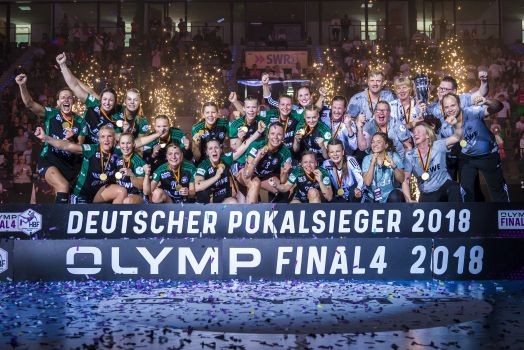 1981, 2009, 2012 ... 2018! Der VfL Oldenburg gewinnt das Pokal-Finale gegen Bietigheim. © Marco Wolf