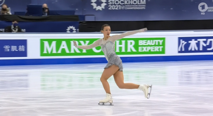 Nicole Schott bei der Eiskunstlauf WM 2021. © Screenshot Sportschau
